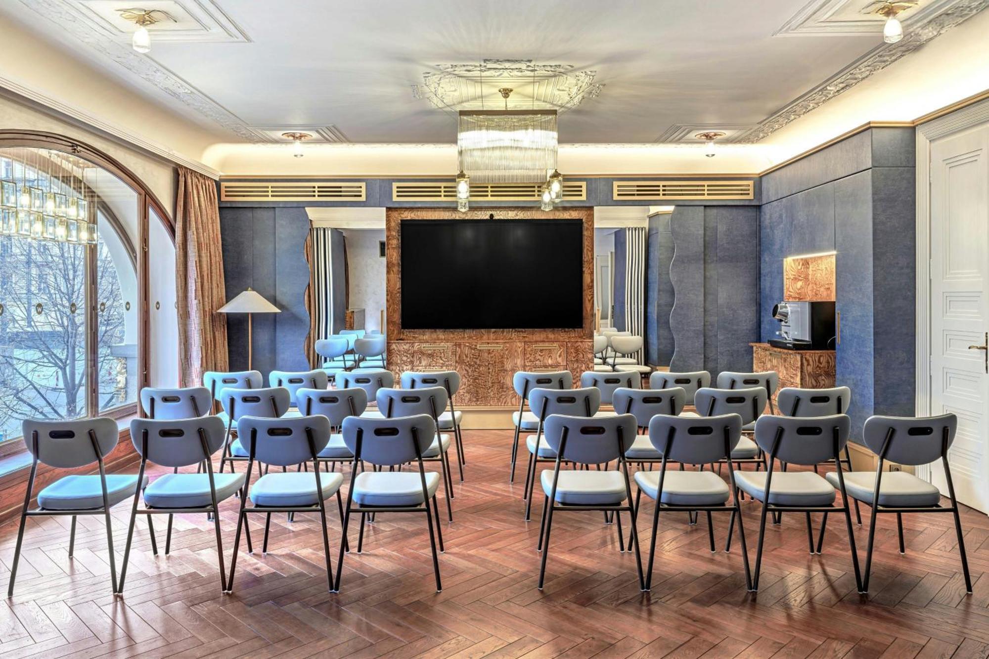 W Prague Hotel Ngoại thất bức ảnh