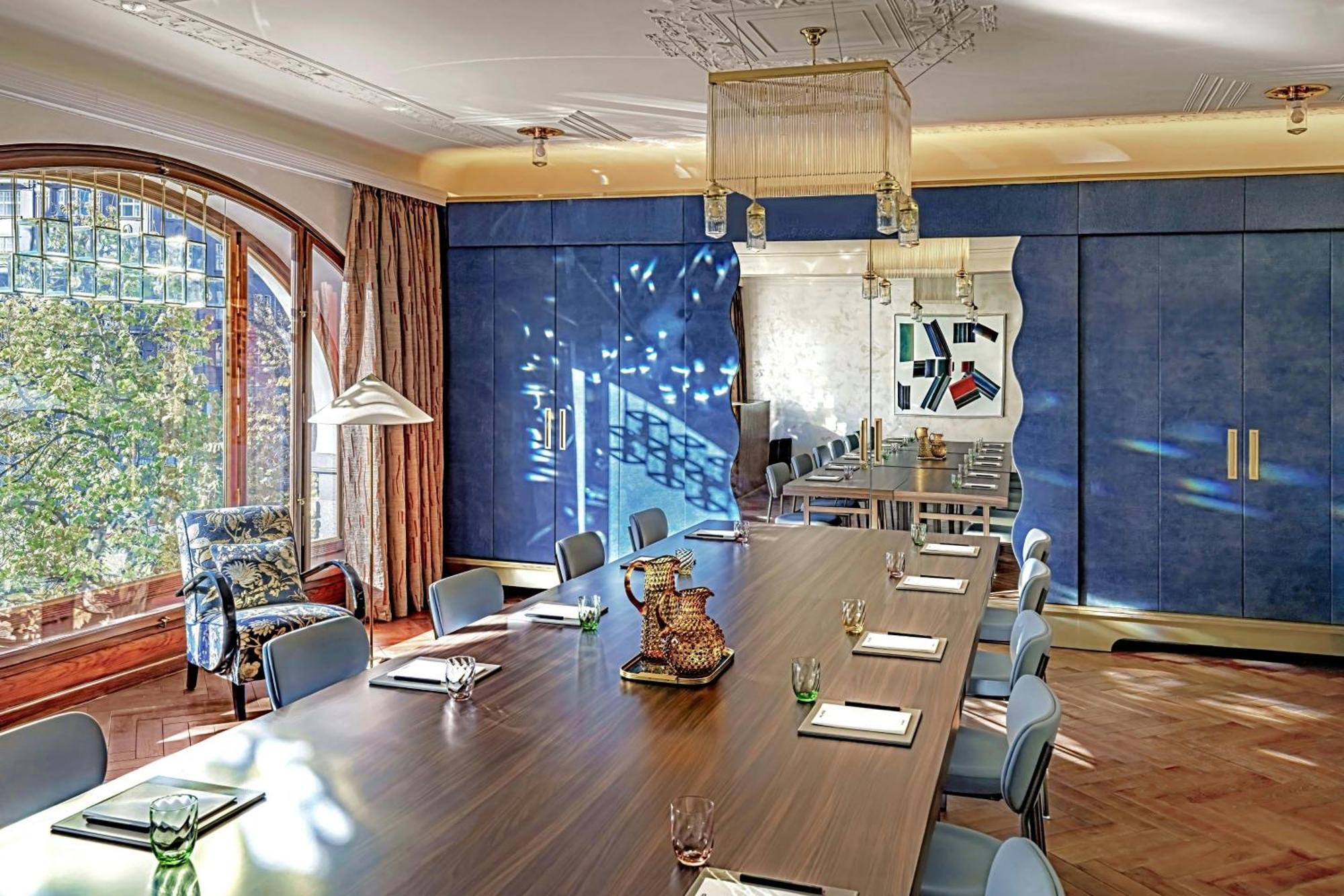 W Prague Hotel Ngoại thất bức ảnh